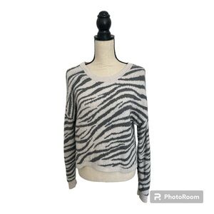 Yes Lola size L - zebra print sweater